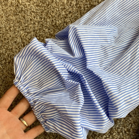 Venti6 Off Shoulder Stiped Ruffle Sleeve Blouse size M NWT - Picture 4 of 10